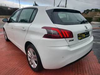 Peugeot 308 2021