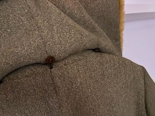 Chaquetón Guess verde y amarillo