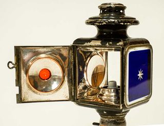 Farol antiguo carruaje con mechero regulable