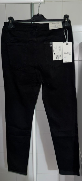 Pantalón negro push up (varias tallas disp)