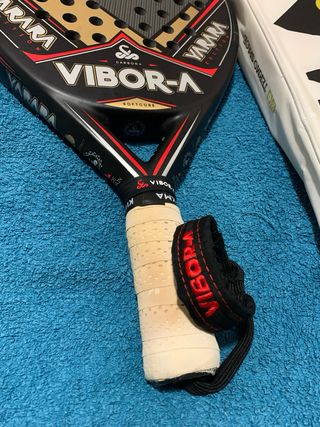 Pala de pádel Vibor-A Yarara