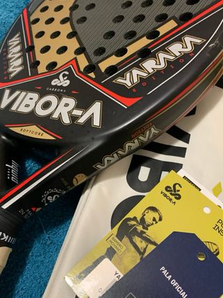 Pala de pádel Vibor-A Yarara