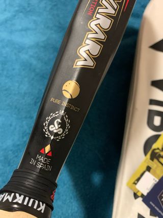 Pala de pádel Vibor-A Yarara