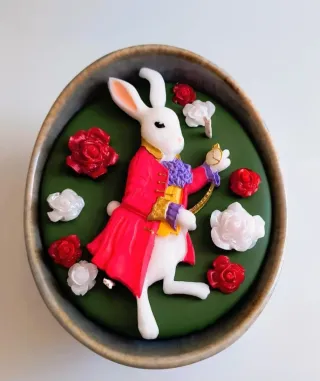 Candela Alice nel paese delle meraviglie