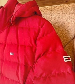 Abrigo acolchado Tommy Hilfiger rojo M