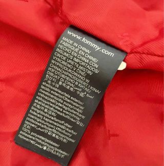 Abrigo acolchado Tommy Hilfiger rojo M