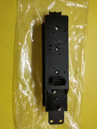 BOTONERA ELEVALUNAS MERCEDES VITO II W639 + RET