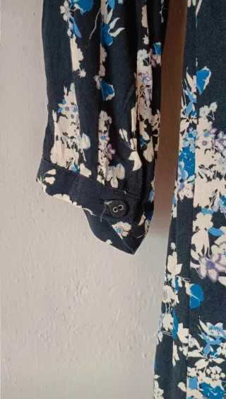 Vestido floral manga larga