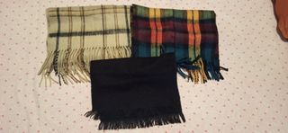 Lotto di 7 sciarpe e foulard. Mai usate.