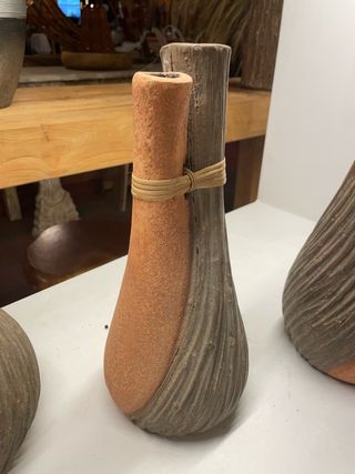 Jarrón decorativo terracota y bambú