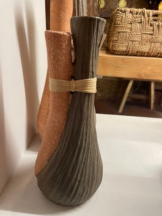 Jarrón decorativo terracota y bambú