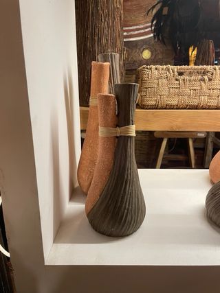 Jarrón decorativo terracota y bambú