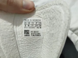 Adidas Gazelle Gris y Blanco