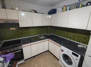 Manitas, Multiservicios