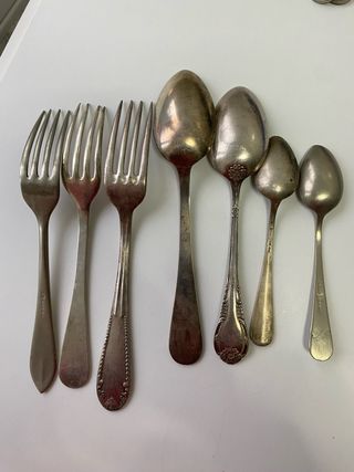 Cubiertos de alpaca y baño de plata