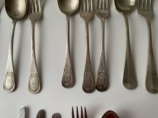 Cubiertos de alpaca y baño de plata