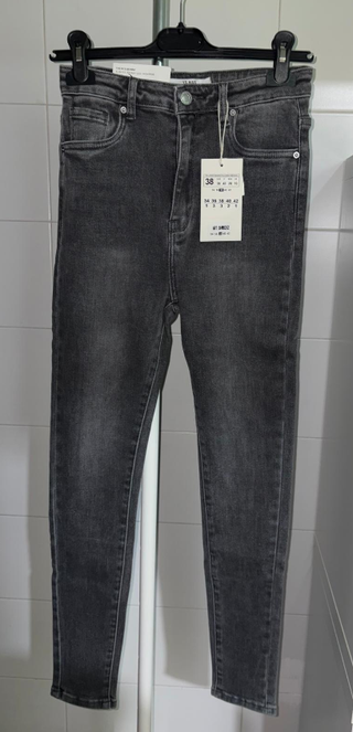 Pantalón vaquero gris (varias tallas)