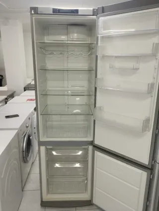 NEVERA MARCA ELECTROLUX