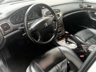Peugeot 607 2001