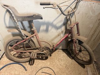 Lote de bicicletas antiguas