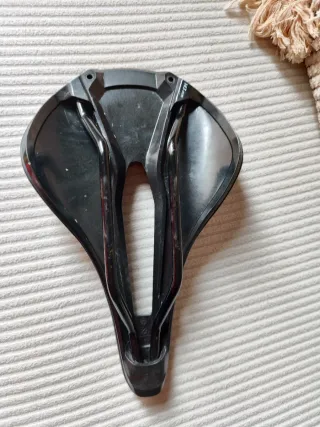 Sillín Specialized Power Body Geometry 143mm