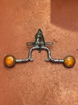 Portamatrículas con intermitentes Dragstar 650 05