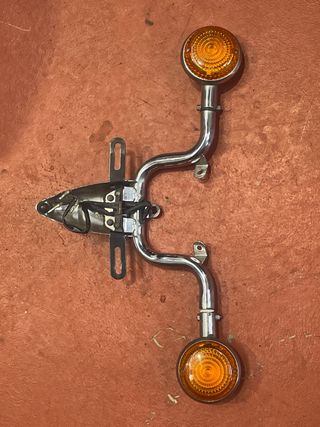 Portamatrículas con intermitentes Dragstar 650 05