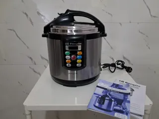 Robot/Olla de presión Orbegozo