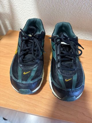 Zapatillas Nike Initiator Negro/Verde