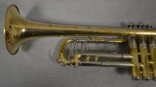 Trompeta Yamaha Xeno 8345G Sib RawBrass