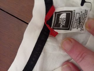 T-shirt The North Face originale bianca unisex