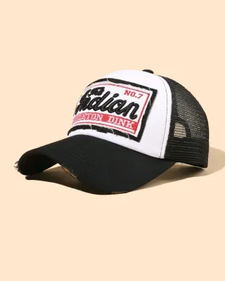 Gorra Indian Negra y Blanca