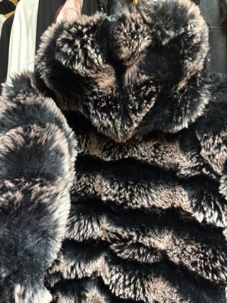 Abrigo de pelo sintético