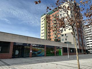 Local comercial en venta en Campo Grande - Arco Ladrillo en Valladolid