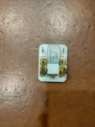 Relé de arranque frigorífico Bosch KSV4220