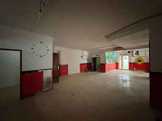 Local comercial en venta en Ave María en Palencia