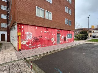 Local comercial en venta en Ave María en Palencia
