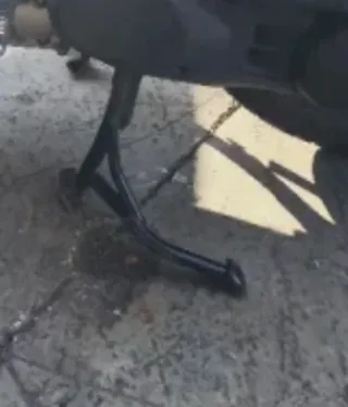 Caballete Central Suzuki Sixteen 125