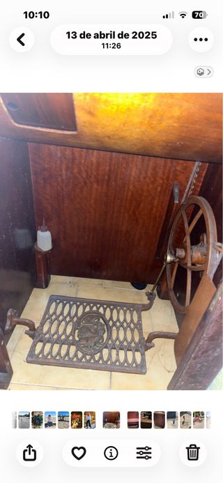 Máquina de coser antigua de madera werrtheim