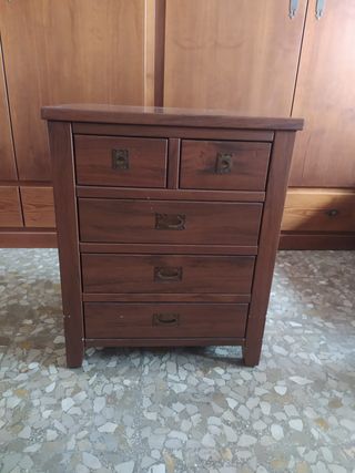 Cómoda y 2 Mesitas de Noche Madera
