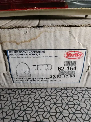 Piloto trasero Izquierdo Audi 80 B4