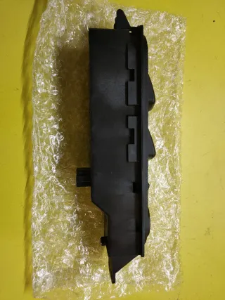 BOTONERA ELEVALUNAS MERCEDES VITO II W639 X4B