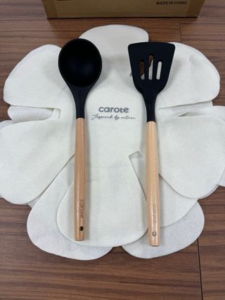 Juego de Ollas CAROTE Negro y Madera