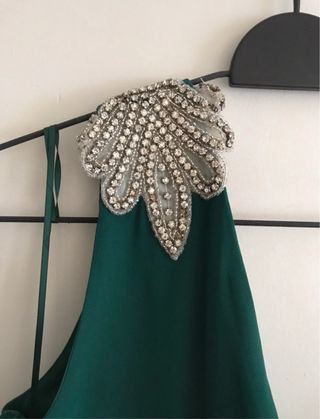 Vestido verde fiesta con pedrería