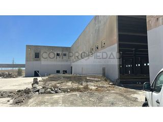 Nave industrial en alquiler en Bunyola