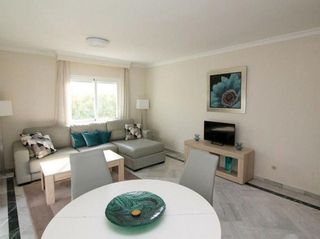Piso en alquiler en Lomas de Marbella Club - Puente Romano en Marbella