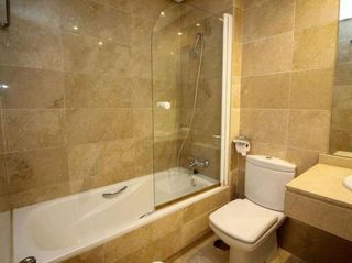 Piso en alquiler en Lomas de Marbella Club - Puente Romano en Marbella