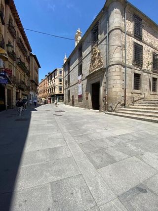 Local comercial en alquiler en Centro en Segovia