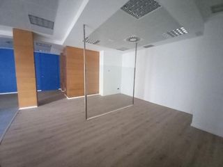 Local comercial en venta en Zona Llombai en Burriana