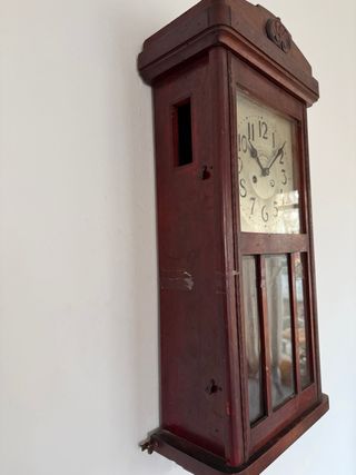 Reloj de pared Anfruns antiguo